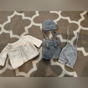 Newborn photo shoot Knit Baby Accessory Set - Cream and Gray